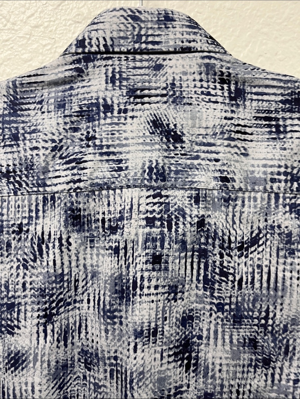 Maceoo Blue and White Casual Button Down SS Shirt
#1079 - Picture 4 of 4